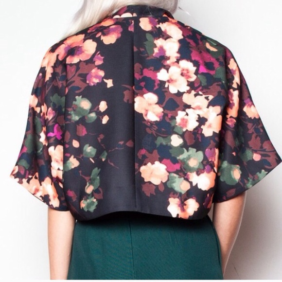 π2X HOST PICKπ Anthropologie shrug - Picture 2 of 3